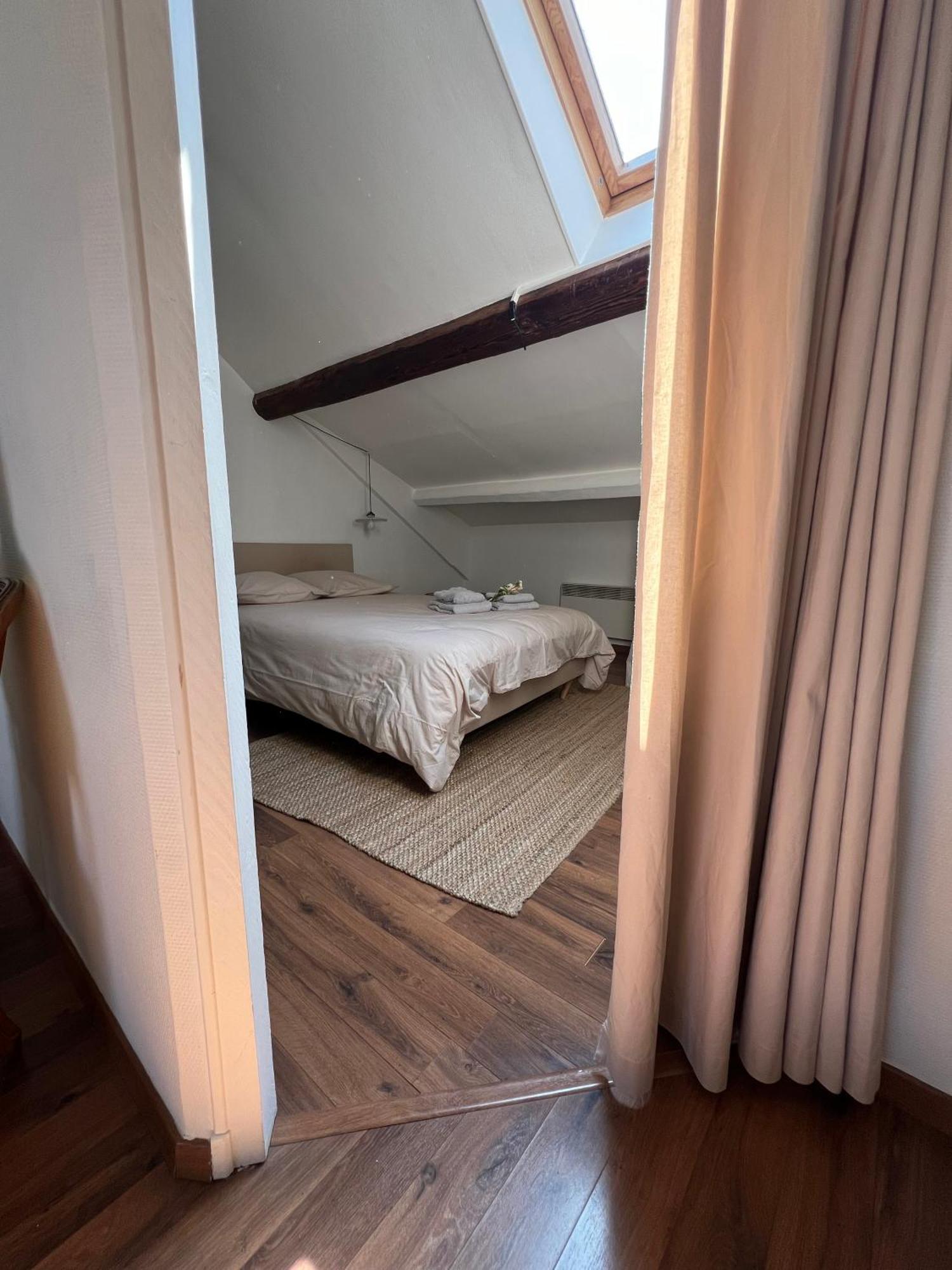 Appartamento Le Fleuri - Reims - Wifi Gratuit - Quartier Calme Esterno foto
