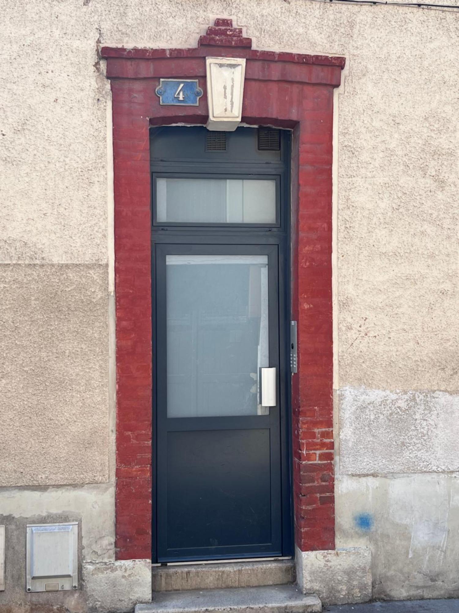 Appartamento Le Fleuri - Reims - Wifi Gratuit - Quartier Calme Esterno foto
